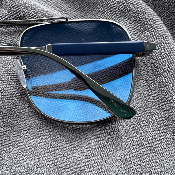 Tom Ford sunglasses - Picture 7 of 16